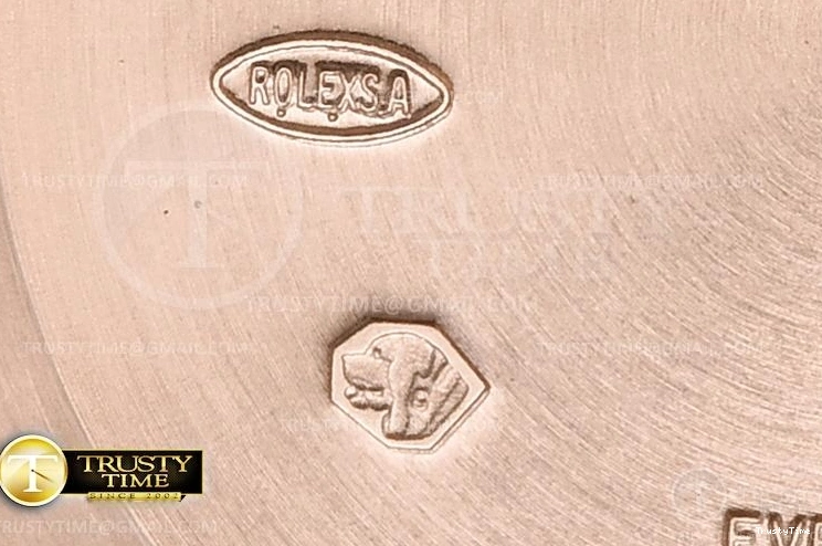 1204 Chic ROLDYT0299D – Daytona 116515LN 939